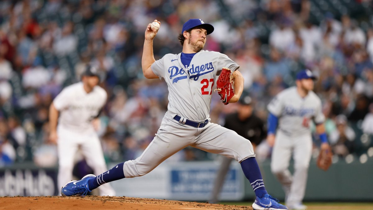 Trevor Bauer leads Dodgers' shutout of Rockies