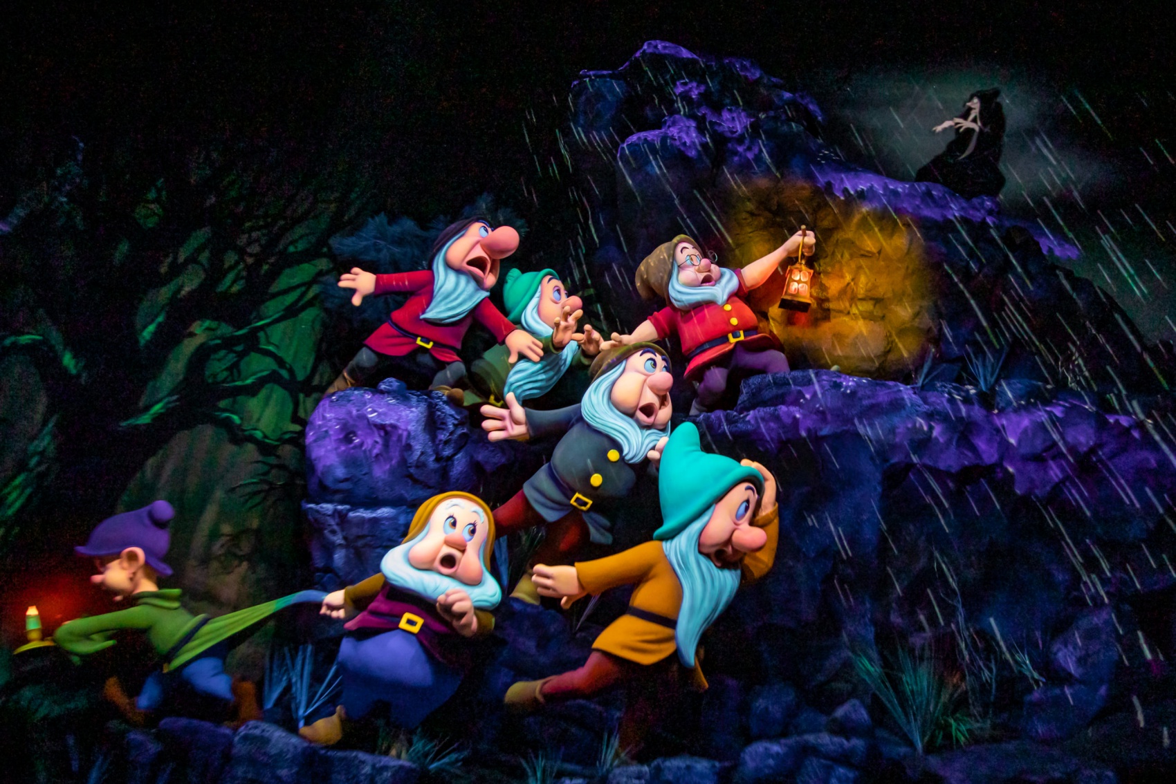 Disneyland’s Reimagined Snow White Ride Has Debuted NBC Los Angeles