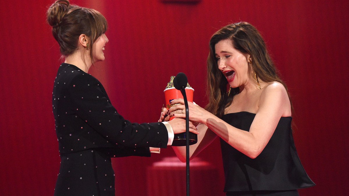 Mtv Movie Tv Awards 21 Winners The Complete List Nbc Los Angeles Mtv Movie Tv Awards 21 Winners The Complete List Nbc Los Angeles