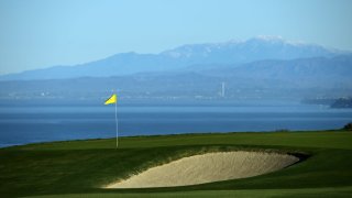 SAN DIEGO, CALIFORNIA – JANUARY 30: A view fo the 4th hole green during round three of the Farmers Insurance Open at Torrey Pines South on January 30, 2021 in San Diego, California. (Photo by Donald Miralle/Getty Images)