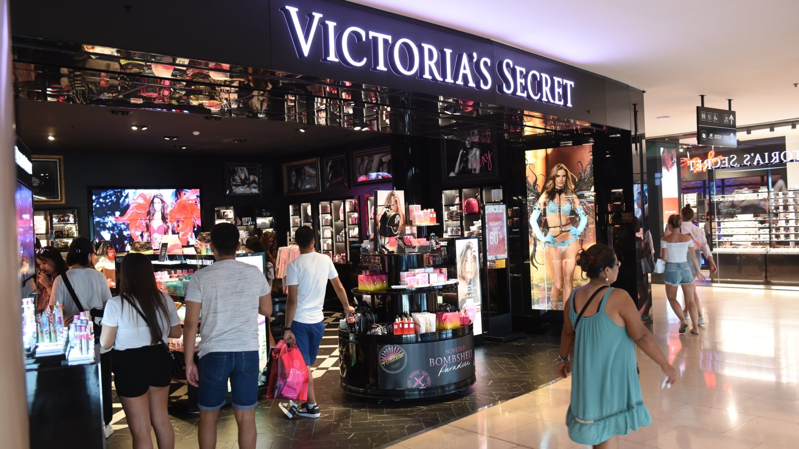 Oregon Reaches 90M Settlement With Victoria’s Secret Owner Over Toxic