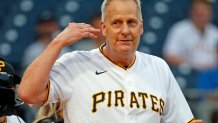 Los Angeles Dodgers v Pittsburgh Pirates