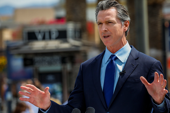Universal City, CA – June 15:
As part of Californias full reopening, marking the end of pandemic-era restrictions like masks, social distancing and most capacity restrictions, Gov. Gavin Newsom held a press conference at Universal Studios, in Universal City, CA, Tuesday, June 15, 2021. Governor Newsom drew 10 winners to receive $1.5 million each, for a total of $15 million, as part of the final cash prize drawing in the states $116.5 million Vax for the Win program  the largest vaccine incentive program in the nation. (Jay L. Clendenin / Los Angeles Times via Getty Images)