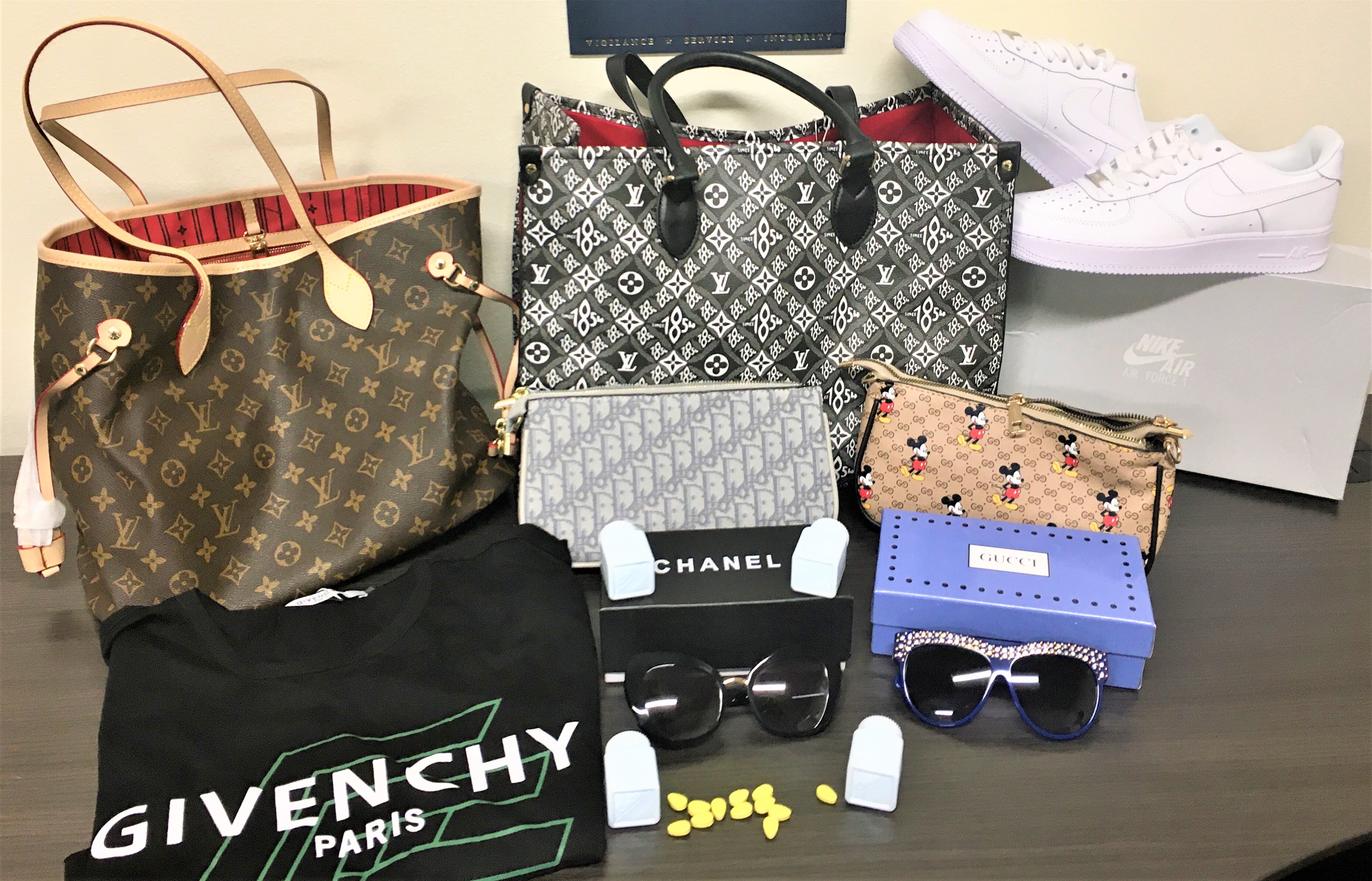 From Gucci to Louis Vuitton, New York's fake luxury goods