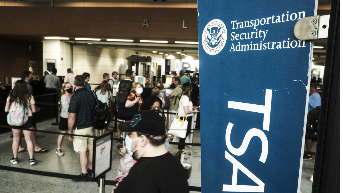 TSA Extends Mask Mandate for Airline Passengers Through Jan. 18 NBC
