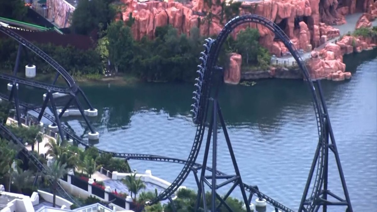 Universal Orlando Opens New Jurassic Park Rollercoaster – Nbc Los Angeles