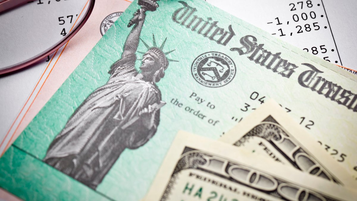 Don't Count on That Tax Refund Yet. Why It May Be Smaller This Year - Vimarsana News