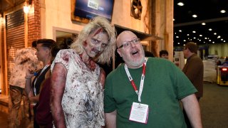 2015 Comic-Con - Preview Night