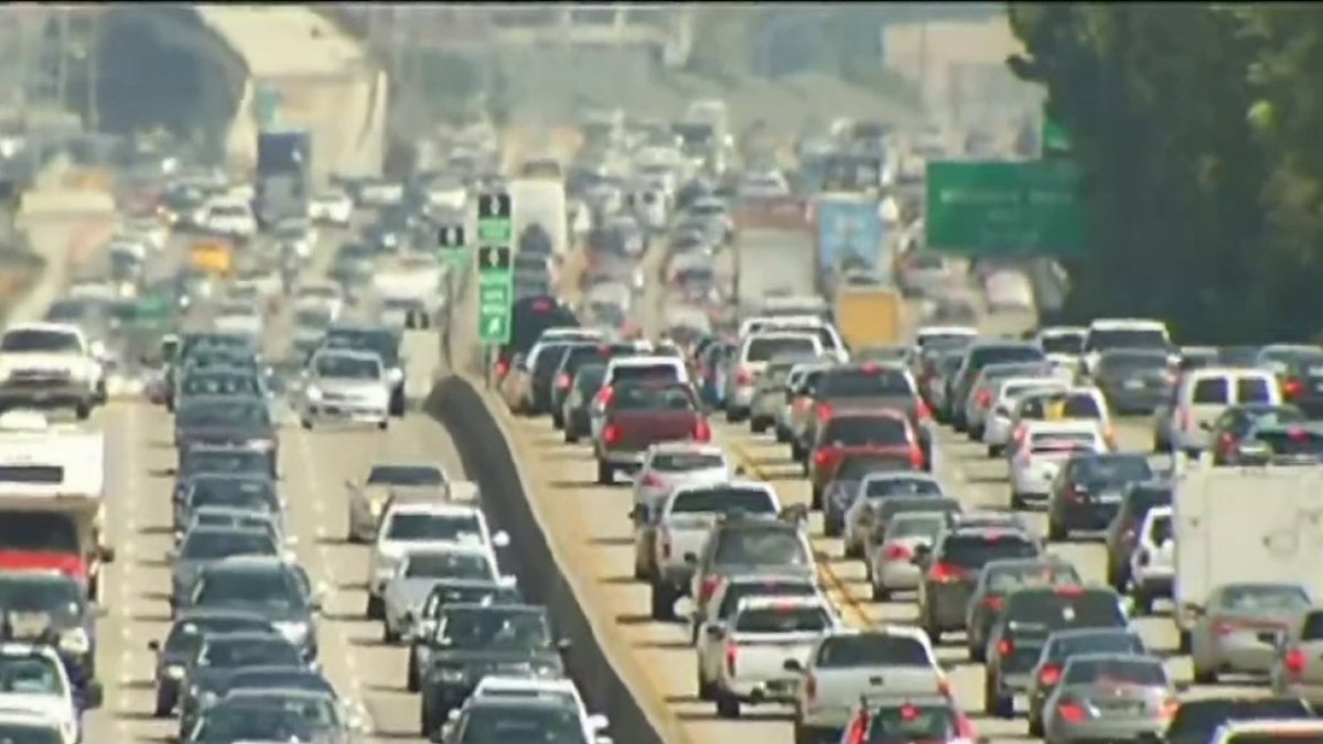 Helpful Tips For a Safe Fourth of July Road Trip Helpful Tips For a Safe Fourth of July Road Trip