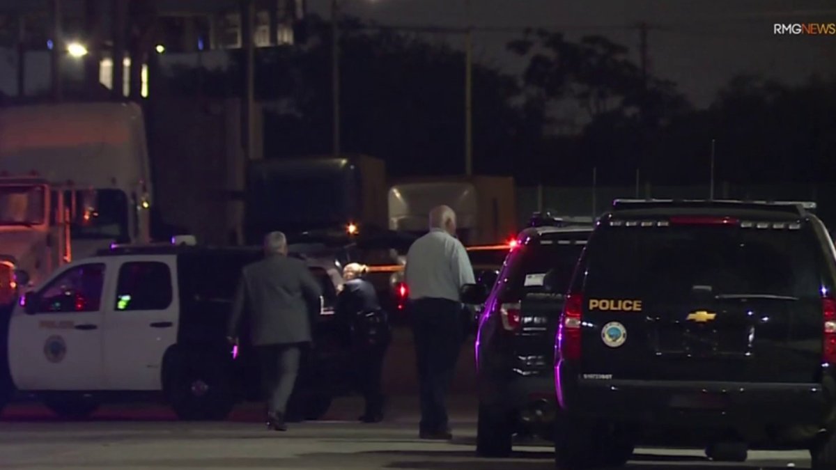 Police Shoot Robbery Suspect After Pursuit Crash in Long Beach – NBC ...