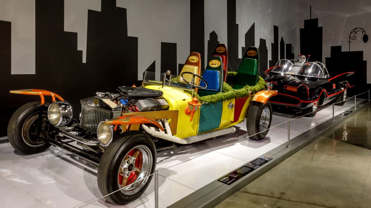 Weekend: Pop Culture Car Show's Final Vroom-Vroom - Vimarsana News