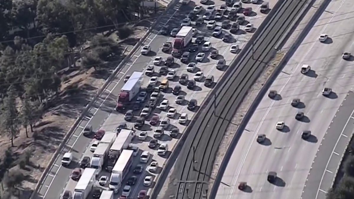 Deadly 210 Freeway Shooting, Crash Closes Eastbound Lanes – NBC Los Angeles