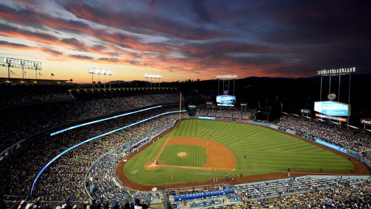 2021 MLB Los Angeles Dodgers Mexican Heritage Night Stadium