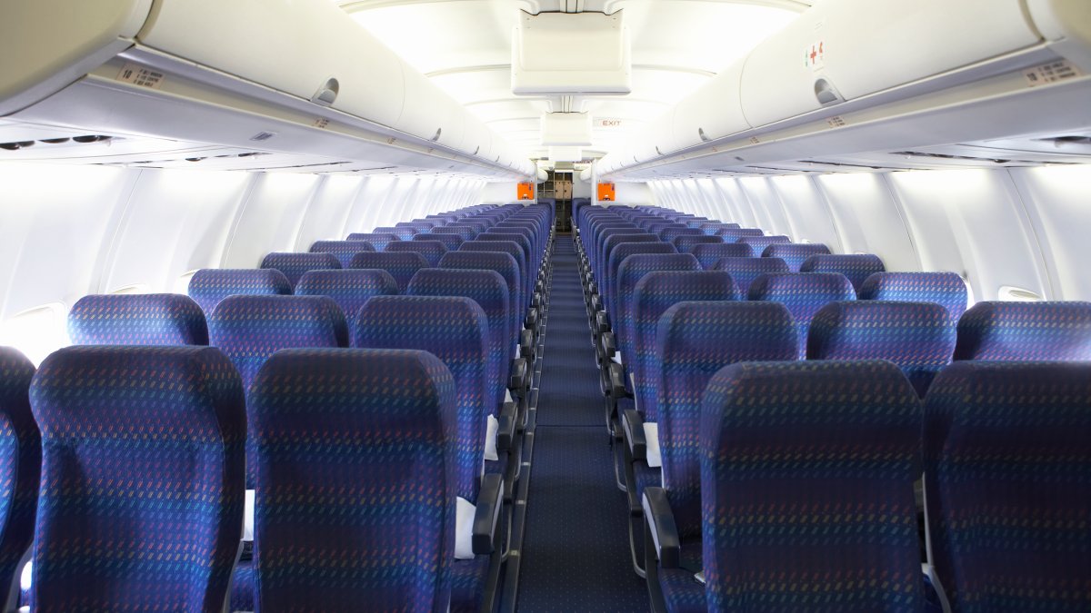 Number of Unruly Air Travelers Lower, Still Too High – NBC Los Angeles Number of Unruly Air Travelers Lower, Still Too High – NBC Los Angeles