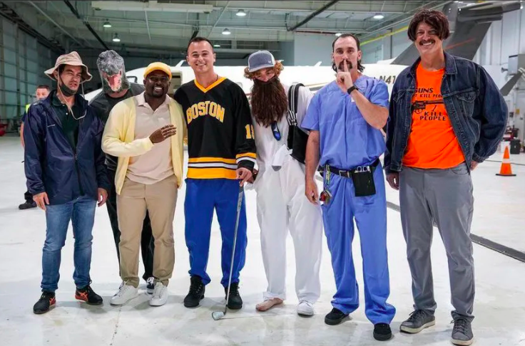 Dodgers Players Dress Up in Costumes on Travel Day