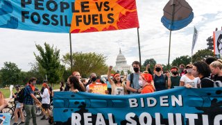 Climate Activists Resume Weeklong Protest at Capitol 1