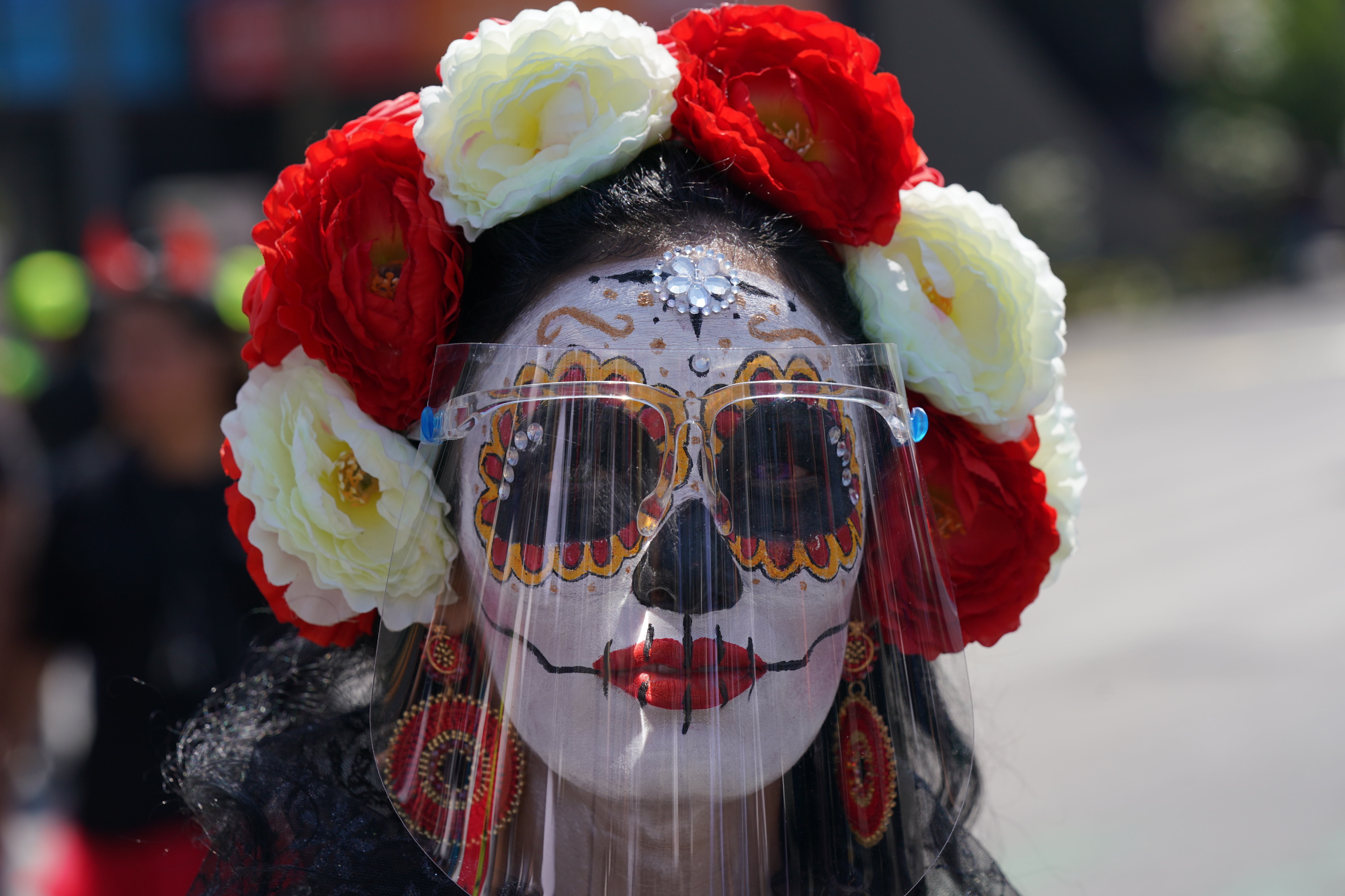 Актуальность дня мертвых. Día de los muertos фестиваль. Праздник мертвых в Мексике. Карнавал мертвых в Мексике. Мексика праздник мертвых 2023.