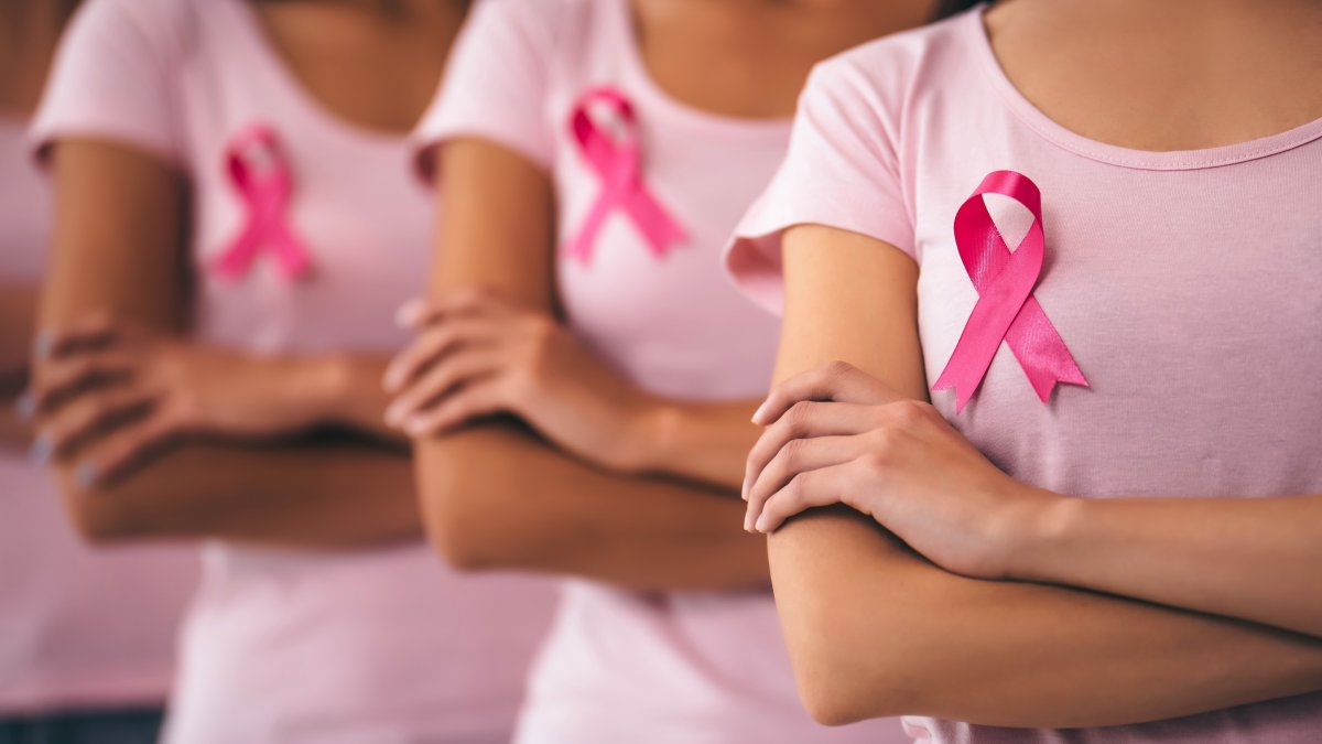 Myth Vs. Truth: Can You Get Cancer by Keeping Cellphone in Your Bra?