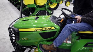 Deere Co. John Deere riding lawnmower