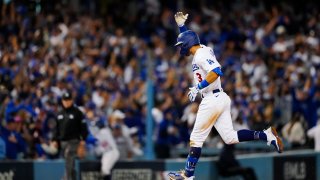 Chris Taylor hits 3 homers in Dodgers' Game 5 win over Braves