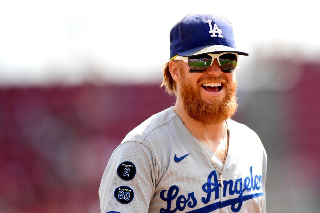 Justin Turner with his long hair and beard.