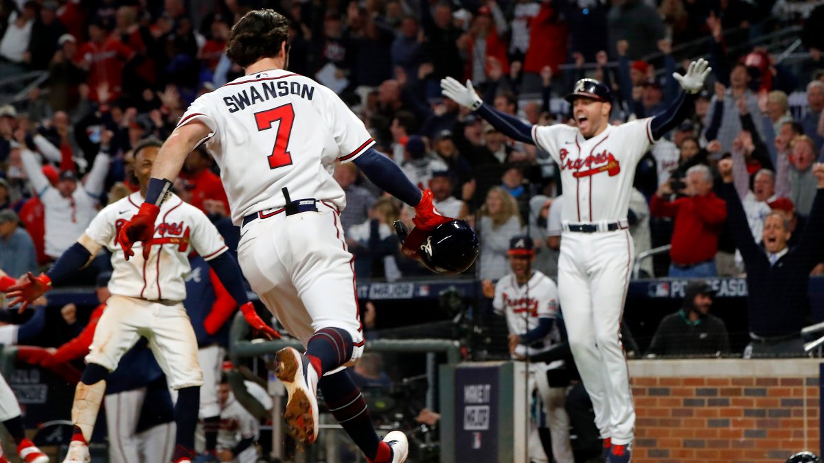 NLCS: Braves beat Dodgers on walk-off hit for second time in two games, MLB