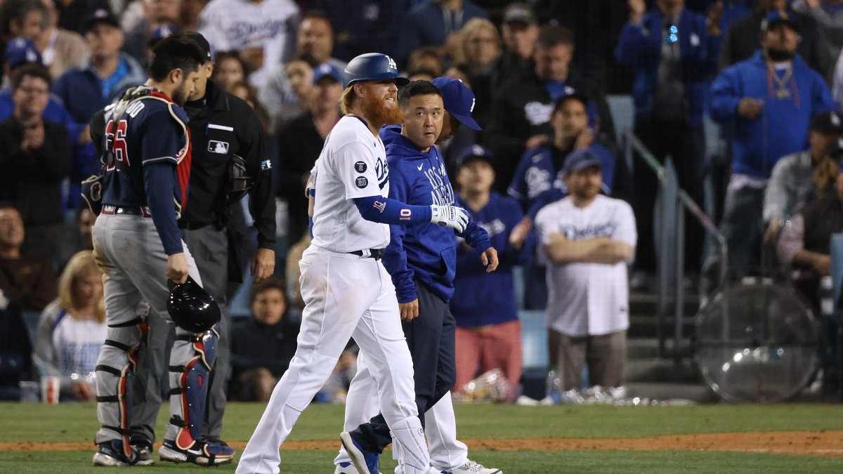 Justin Turner injury update: Dodgers third baseman out for remainder of  postseason with hamstring injury