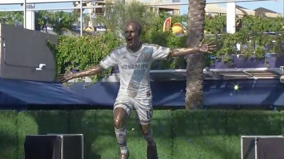 LA Galaxy To Unveil Statue Of US Soccer Legend Landon Donovan