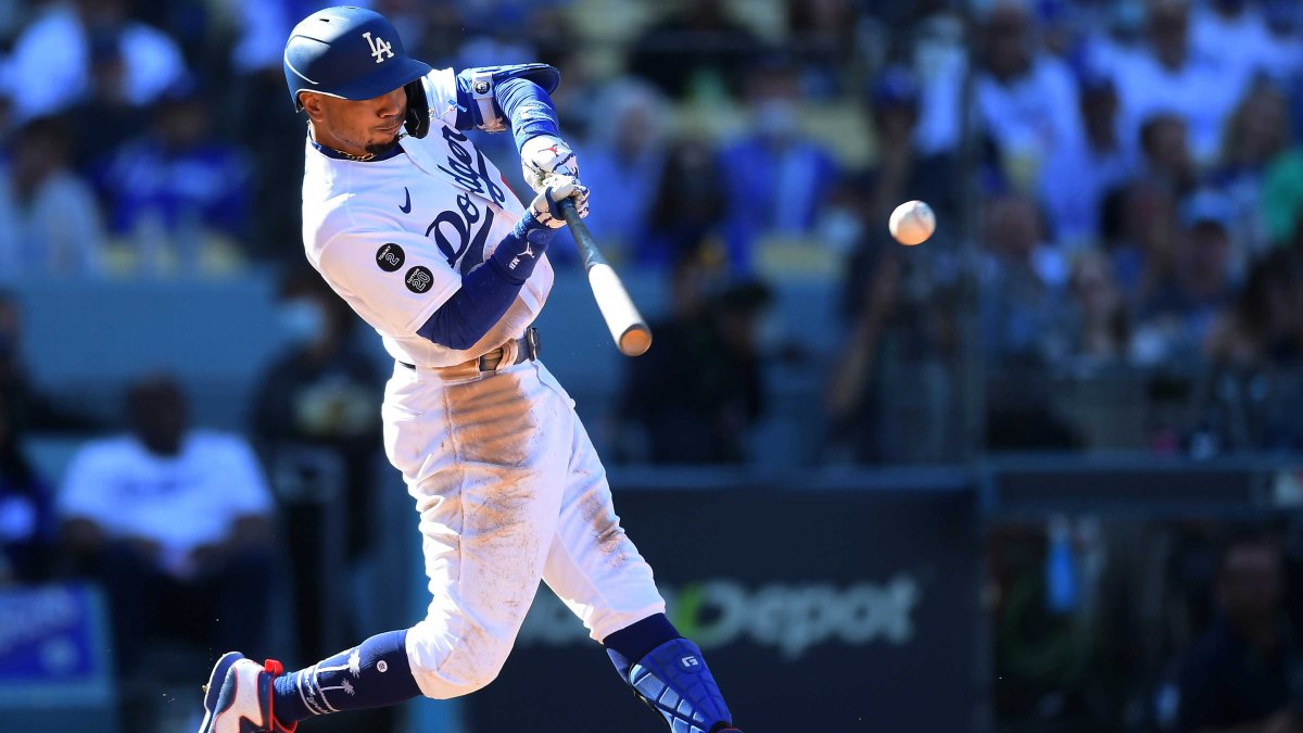 Mookie Betts Leads Dodgers' Stars With a Masterly Performance
