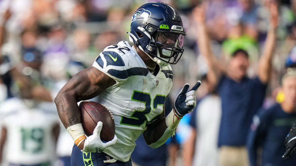 Seahawks RB Chris Carson out vs. Rams Thursday with neck injury