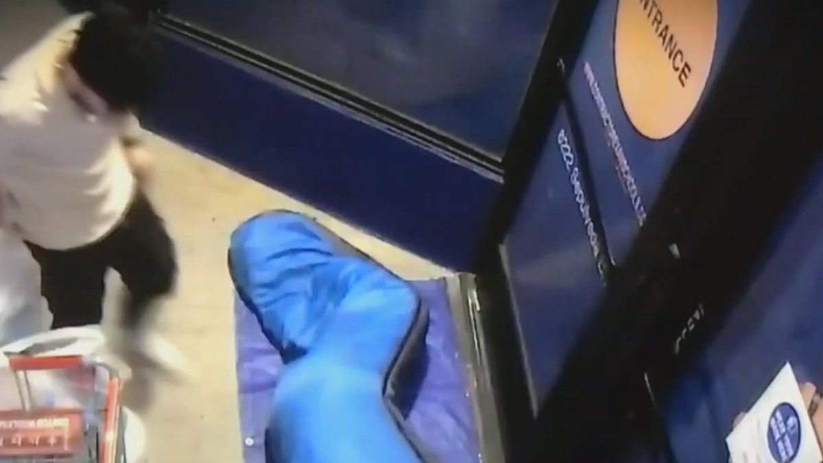 Suspect Arrested in Attack on Sleeping Homeless Woman – NBC Los Angeles Suspect Arrested in Attack on Sleeping Homeless Woman – NBC Los Angeles