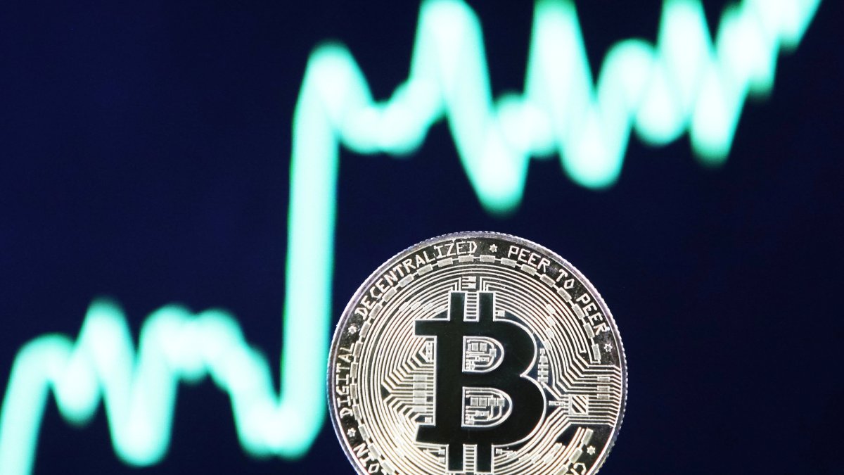 Bitcoin Jumps 13% as Russia-Ukraine Conflict Continues and U.S. Imposes Further Sanctions - Vimarsana News