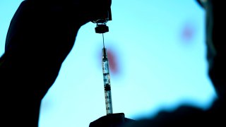US Offers Investment to Boost Global COVID Vaccine Capacity 1