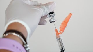 Railroads Fight With Unions in Court Over Vaccine Mandates 1