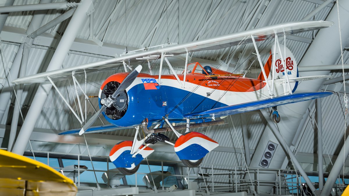 Small Vintage Plane Crashes After Flipping Over While Taxiing at Riverside County Airport – NBC Los Angeles Small Vintage Plane Crashes After Flipping Over While Taxiing at Riverside County Airport – NBC Los Angeles