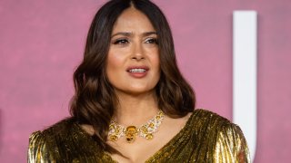 LONDON, ENGLAND – NOVEMBER 09: Salma Hayek attends the UK Premiere Of “House of Gucci” at Odeon Luxe Leicester Square on November 09, 2021 in London, England. (Photo by Samir Hussein/WireImage)