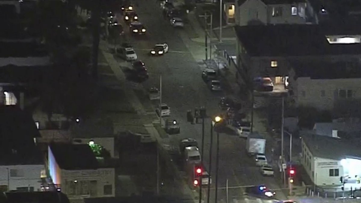 Three People Wounded in Hyde Park Shooting NBC Los Angeles