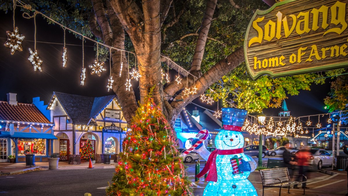 Solvang Sparkles With ‘A Nisse Adventure,’ Candlelight Tours – NBC Los Angeles Solvang Sparkles With ‘A Nisse Adventure,’ Candlelight Tours – NBC Los Angeles