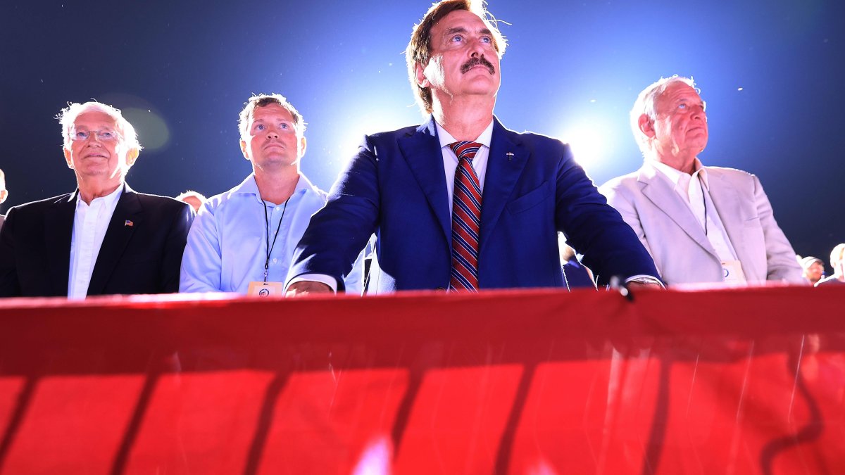 MyPillow CEO Mike Lindell Says He Spent $25 Million to Push False Pro-Trump Election Claims: 'I Will Spend Whatever It Takes' – NBC Los Angeles - Vimarsana News