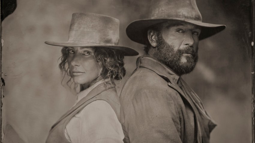 Pictured: Faith Hill as Margaret and Tim McGraw as James of the Paramount+ original series 1883. Photo Cr: Sarah Coulter/Paramount+ © 2021 CBS Interactive . All Rights Reserved.