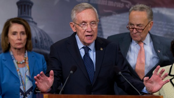 ‘Legendary Leader': Family, Colleagues Honor Harry Reid as He Lies in State at US Capitol 3