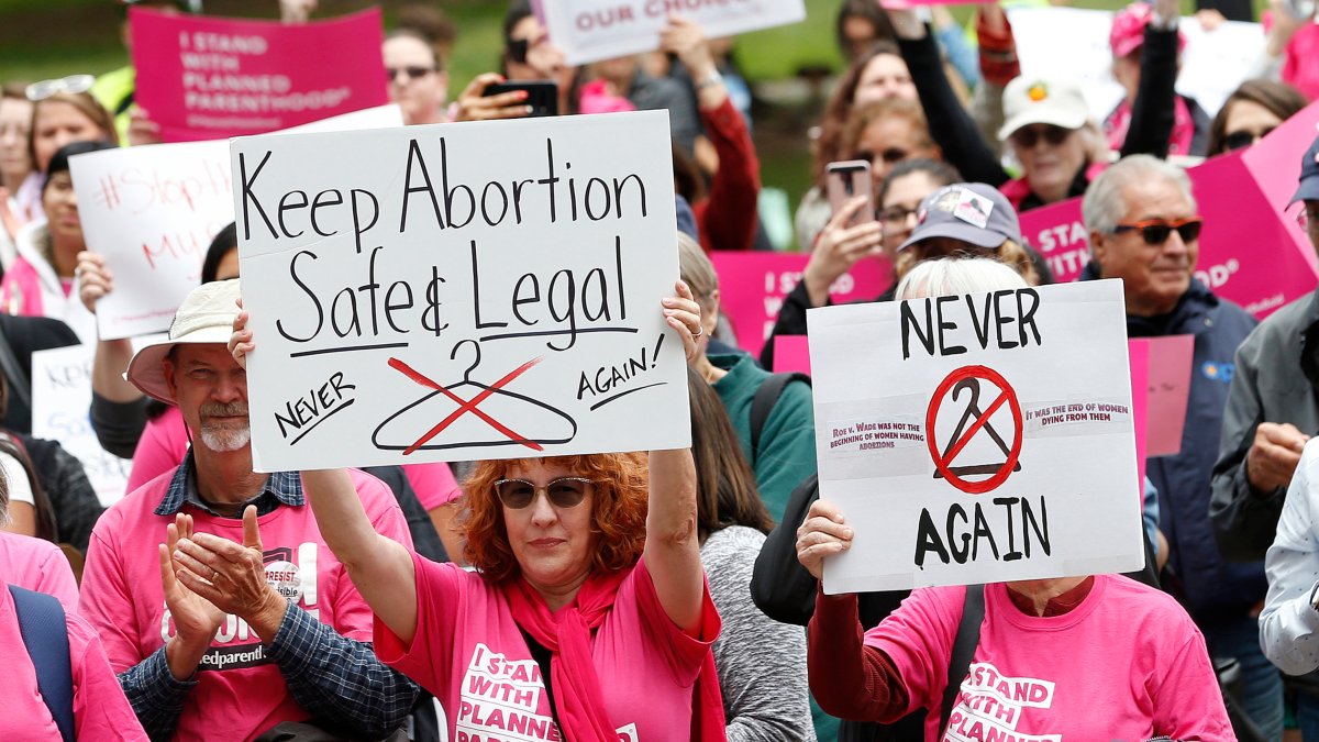 If Roe v. Wade Overturned, California Plans to Be Abortion Sanctuary – NBC Los Angeles If Roe v. Wade Overturned, California Plans to Be Abortion Sanctuary – NBC Los Angeles