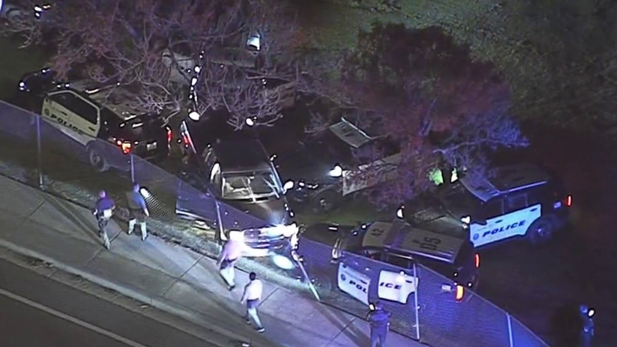 Driver in Custody After Pursuit From Orange County – NBC Los Angeles