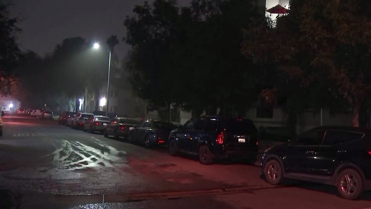 Follow-Home Robbers Target Couple's Jewelry – NBC Los Angeles - Vimarsana News