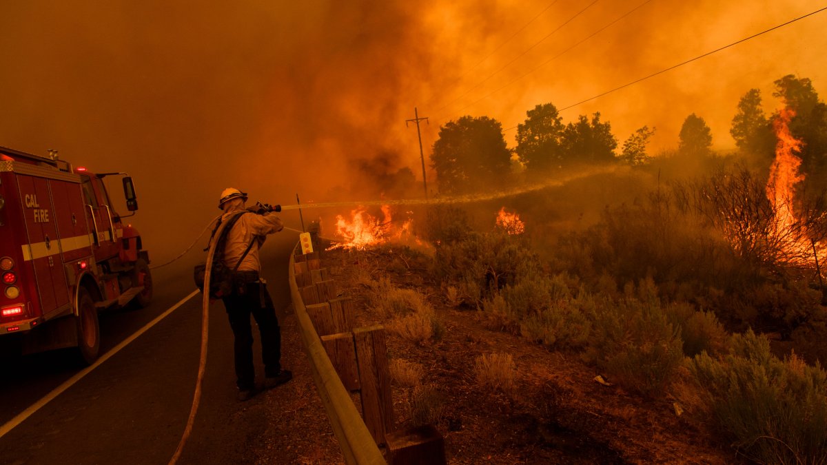 California Finds PG&E Equipment Responsible for Massive Dixie Fire - Vimarsana News