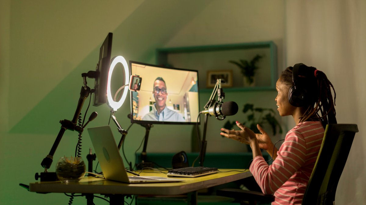 Hybrid Work Is Here to Stay. Activating Your Hologram May Be the Next Way to Enter a Meeting - Vimarsana News