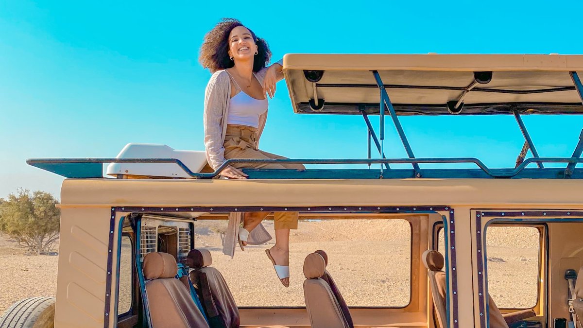 This 26-Year-Old Quit Her Engineering Job to Pursue Her Side Hustle Full-Time—and Brought in $170,000 in One Year - Vimarsana News