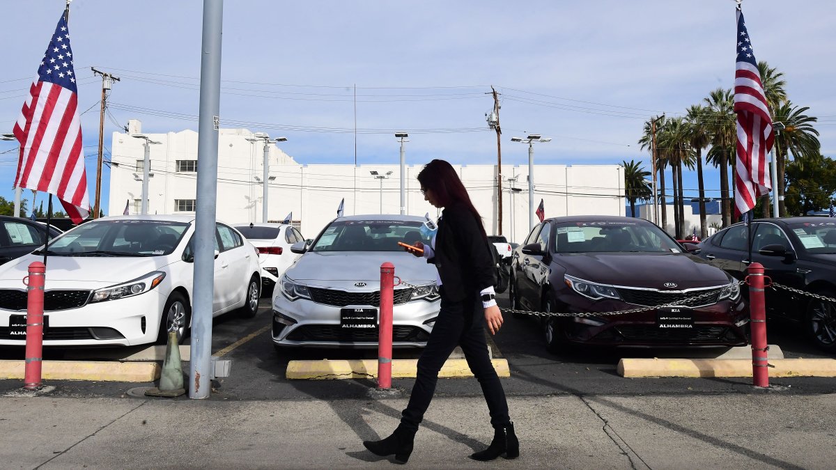 Used-Car Prices Are Still Sky-High — But They May Be Easing - Vimarsana News