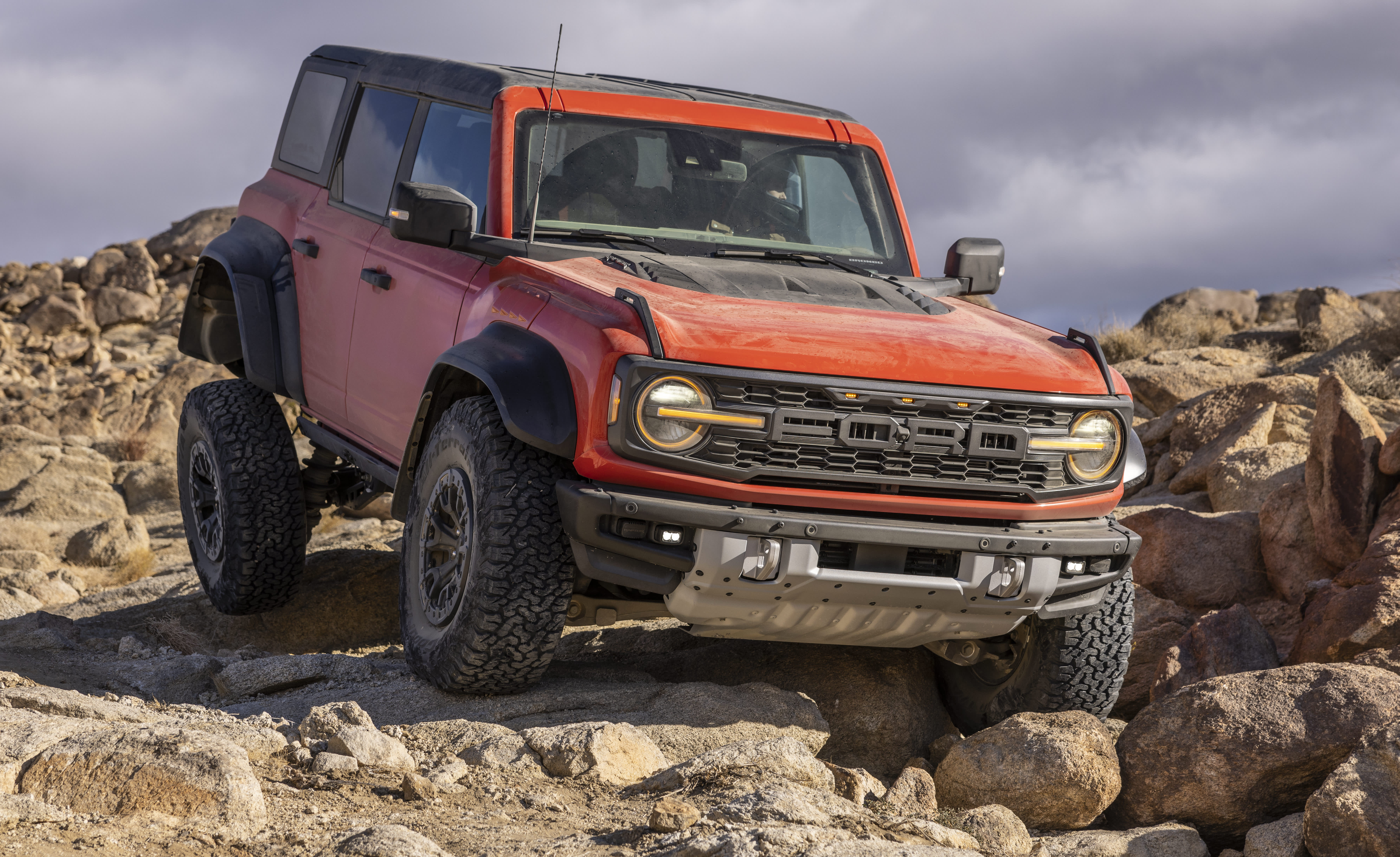 Ford Reveals New Bronco Raptor Performance SUV as a ‘Desert-Racing Beast,’ Says CEO – NBC Los Angeles