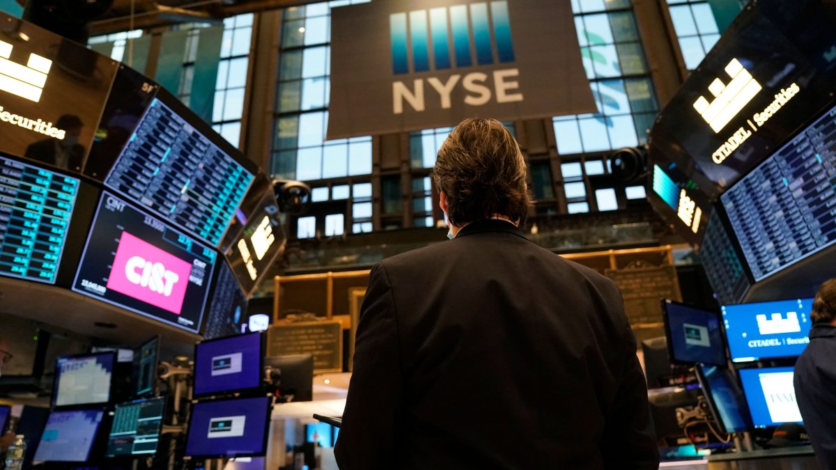Why the Stock Market Hates the Idea of Rising Interest Rates - Vimarsana News